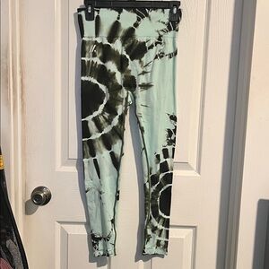 Grrrl Mint Tie Dye Seamless Leggings size Chloe/Angel